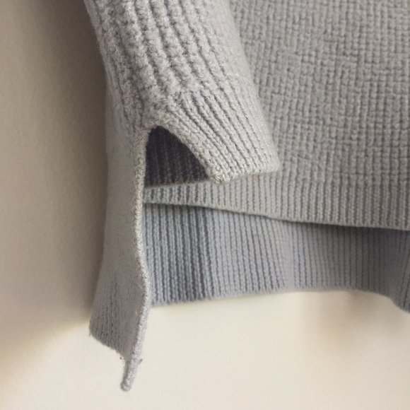 Lavender Grey Sweater - perfect for Fall/Winter - Picture 4 of 6